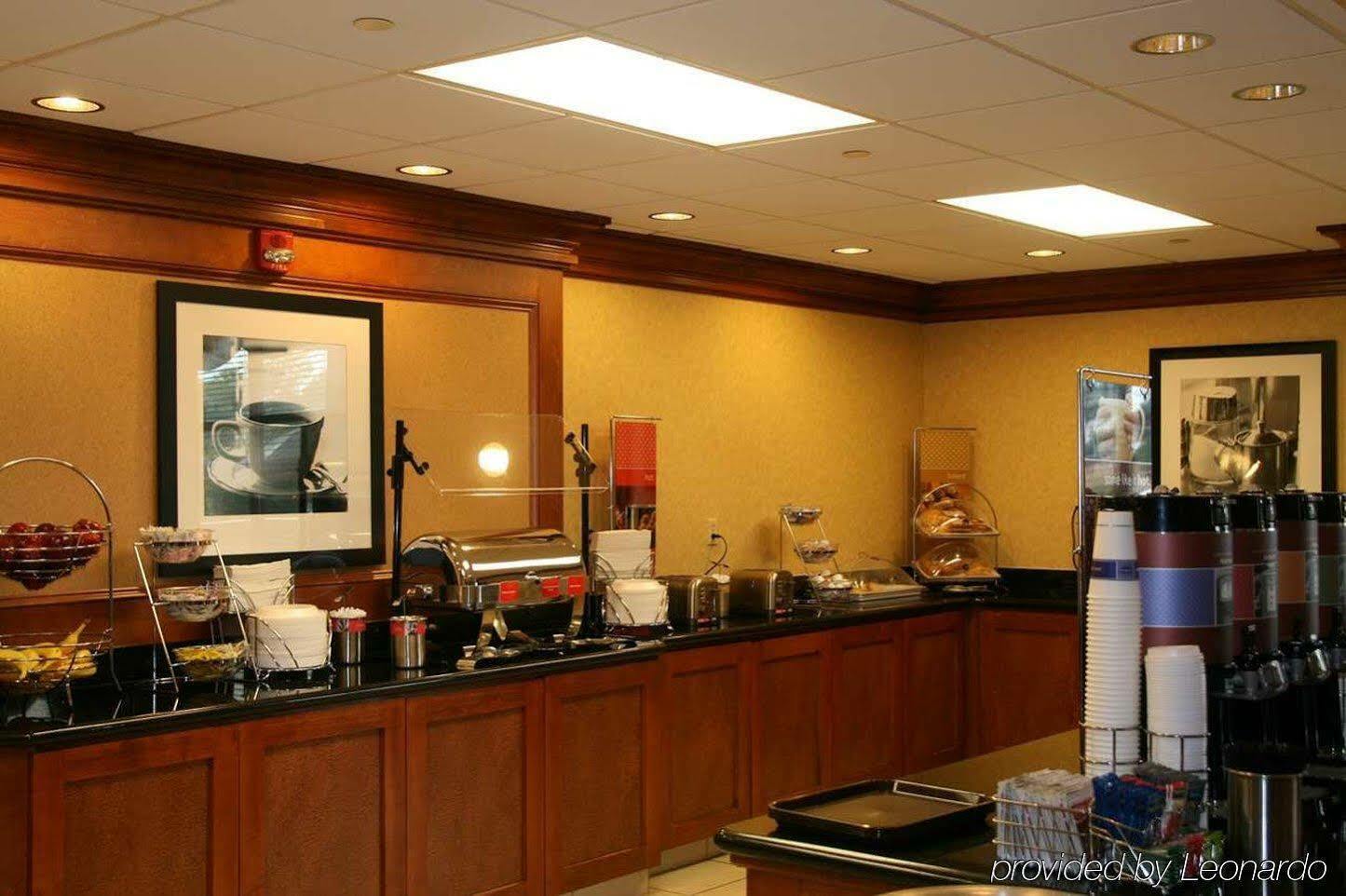 Hampton Inn & Suites Frederick/Fort Detrick Exterior photo
